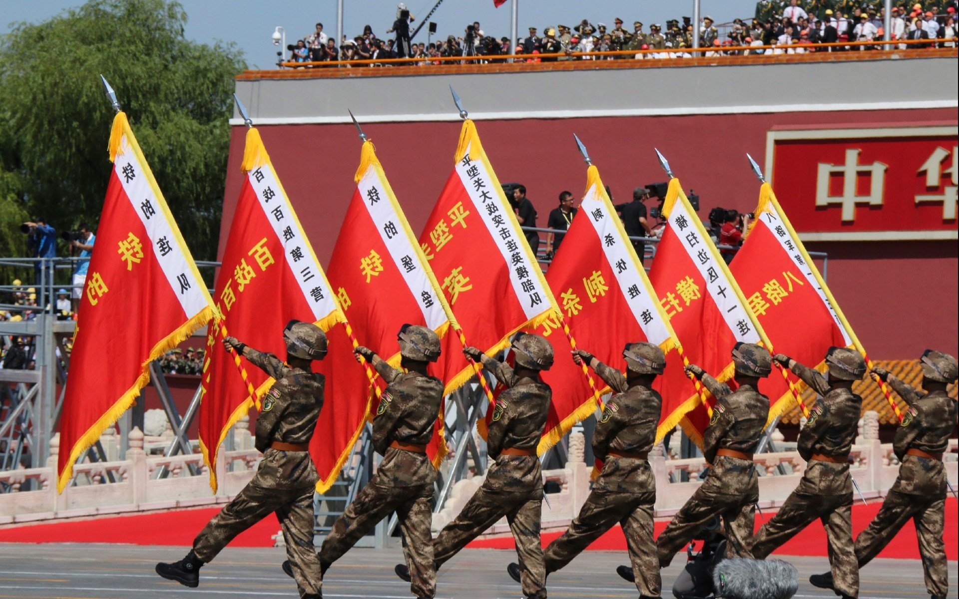 NBA总决赛之夜,切特·霍姆格伦火热爆发,以超凡表现改写冠军格局