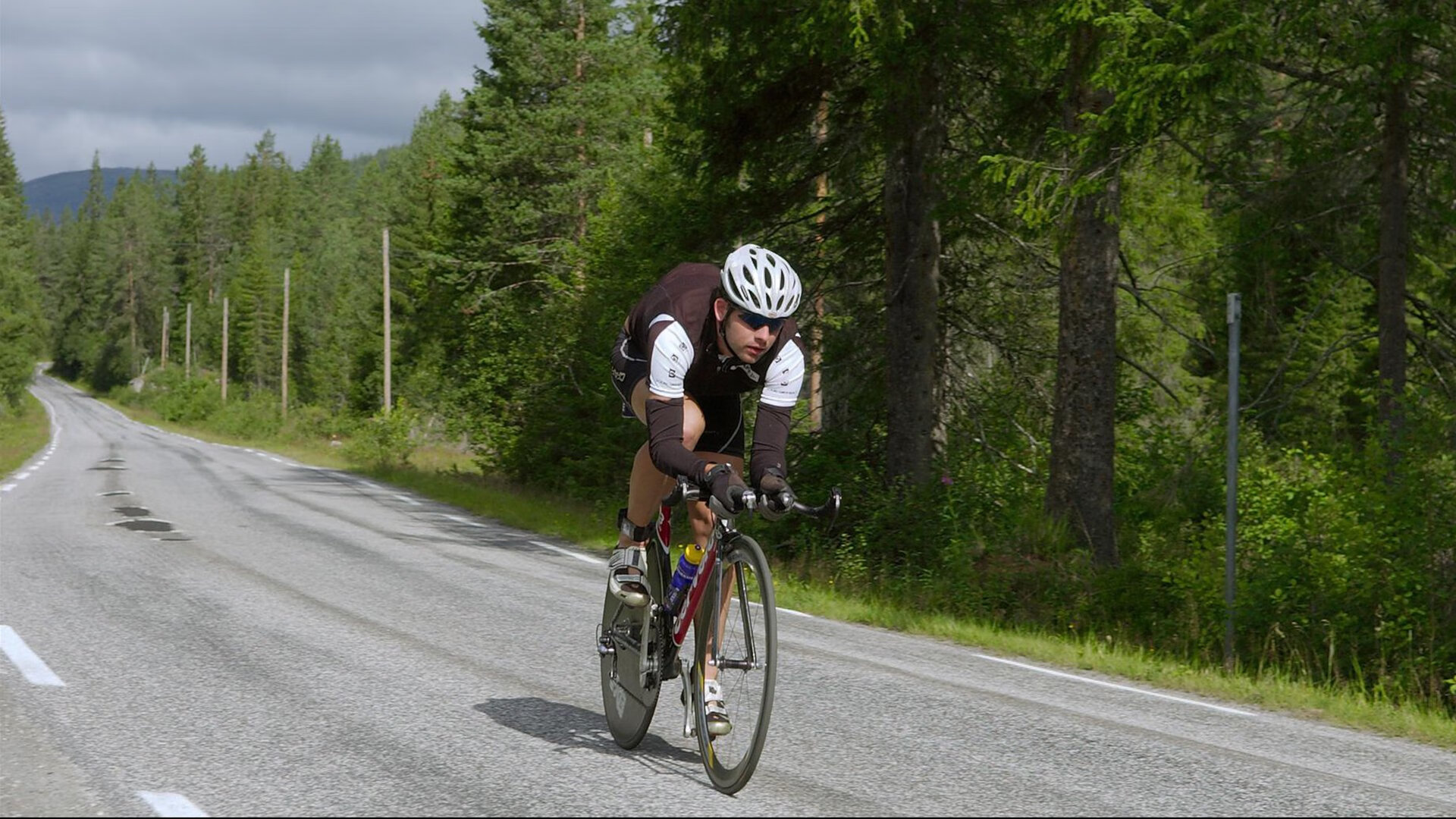 开云-舞台越大，卢卡库越强！解析法国锋霸的大心脏与拜仁的巨人烦恼