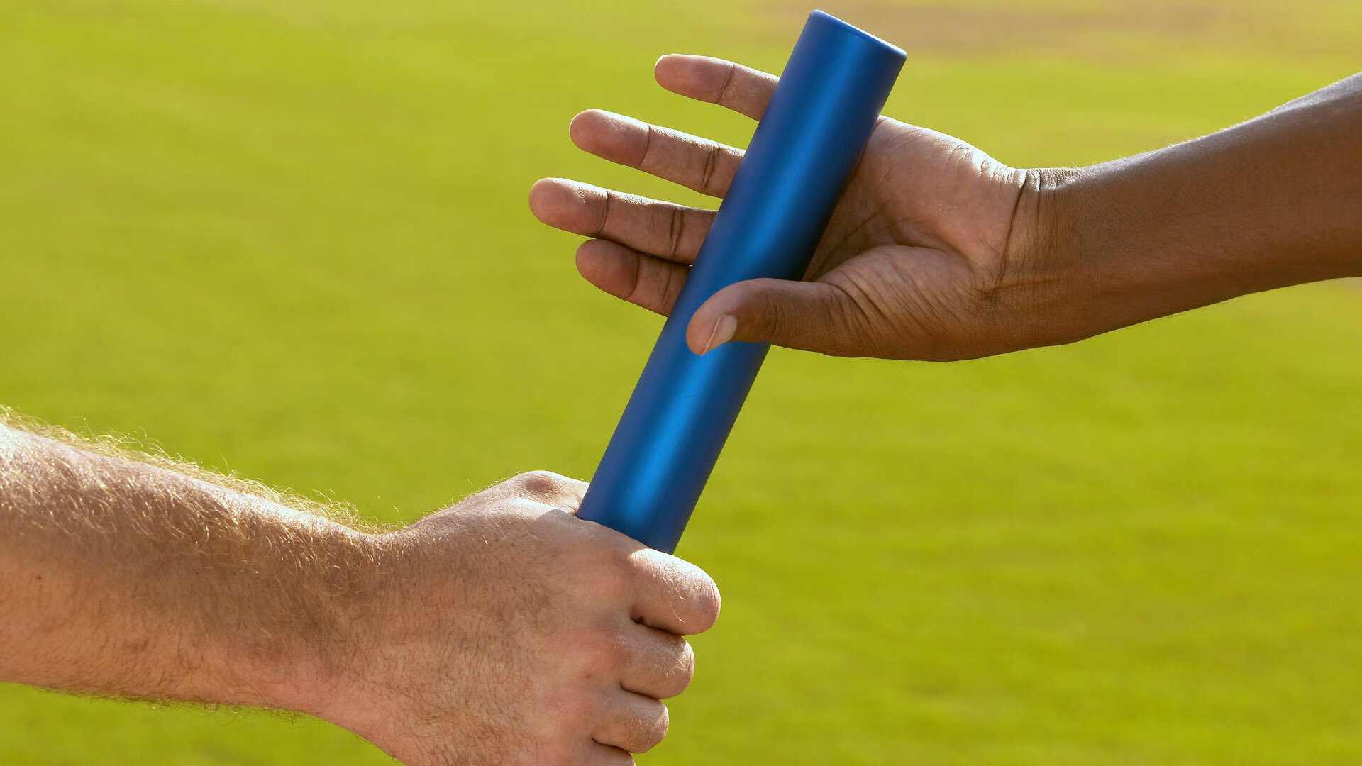 波兰铁骑踏碎黄色潜水艇，欧冠的冷夜与足球的诗篇